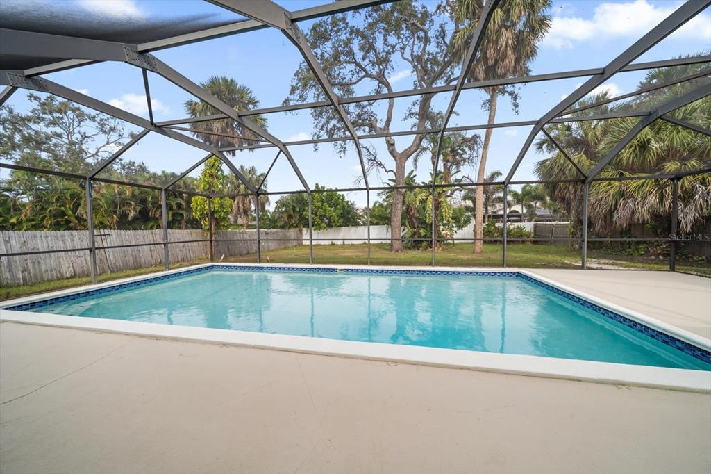 11 Jeff Road Largo, FL 33774 - Photo 24 of 44