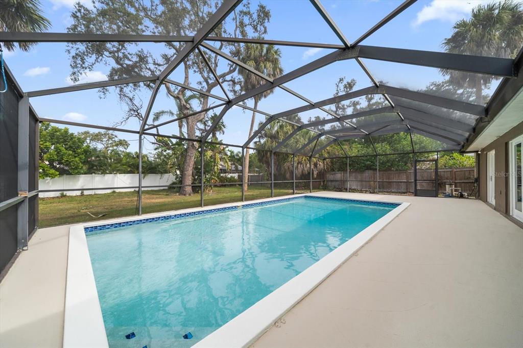 11 Jeff Road Largo, FL 33774 - Photo 30 of 44