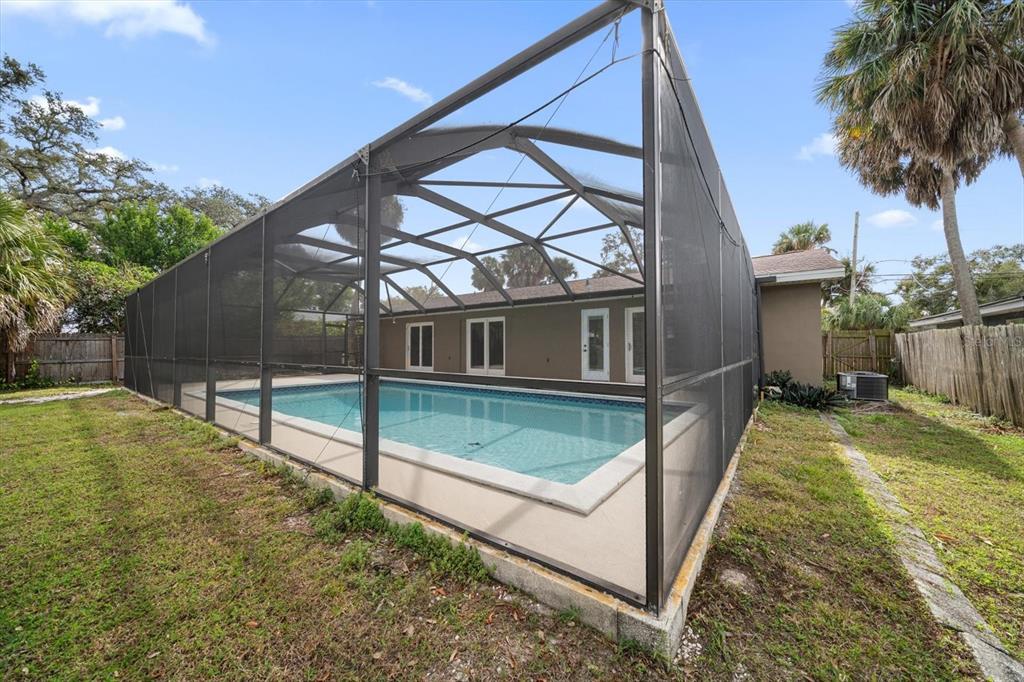 11 Jeff Road Largo, FL 33774 - Photo 35 of 44