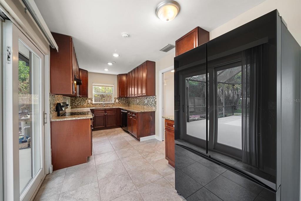 11 Jeff Road Largo, FL 33774 - Photo 7 of 44