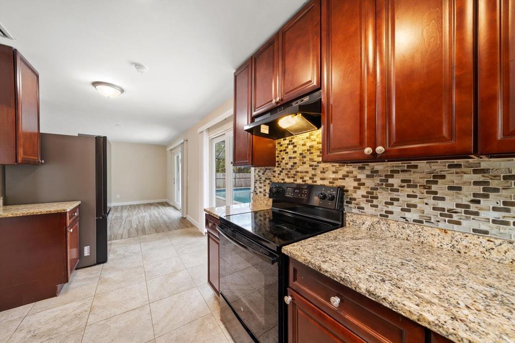 11 Jeff Road Largo, FL 33774 - Photo 10 of 44