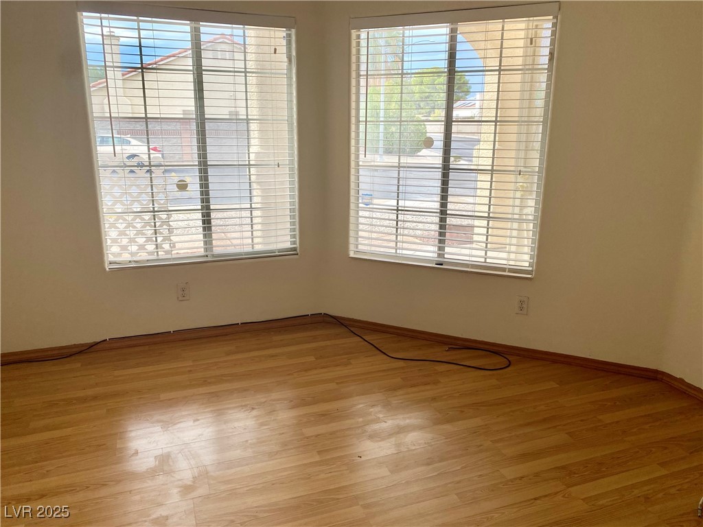 5364 Rhett Street Las Vegas, NV 89130 - Photo 11 of 20