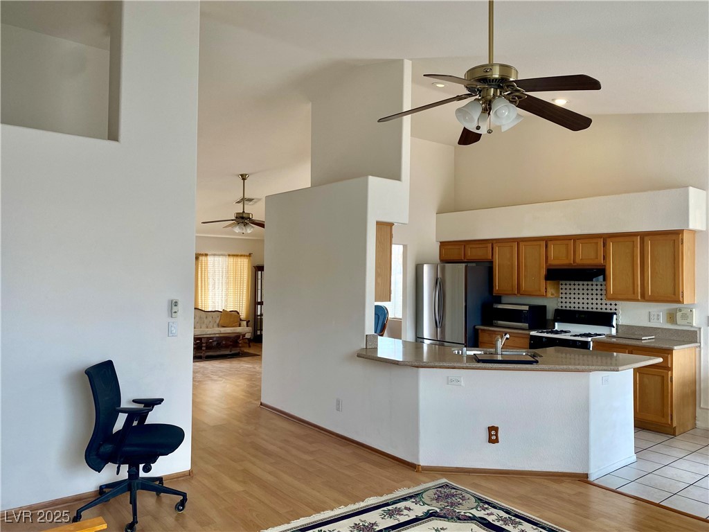 5364 Rhett Street Las Vegas, NV 89130 - Photo 3 of 20