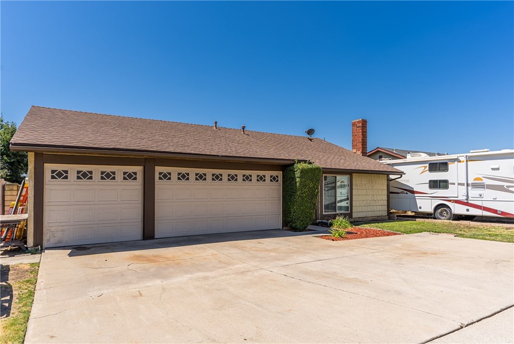 1344 Baseline Road La Verne, CA 91750 - Photo 2 of 18 Gallery Image 2