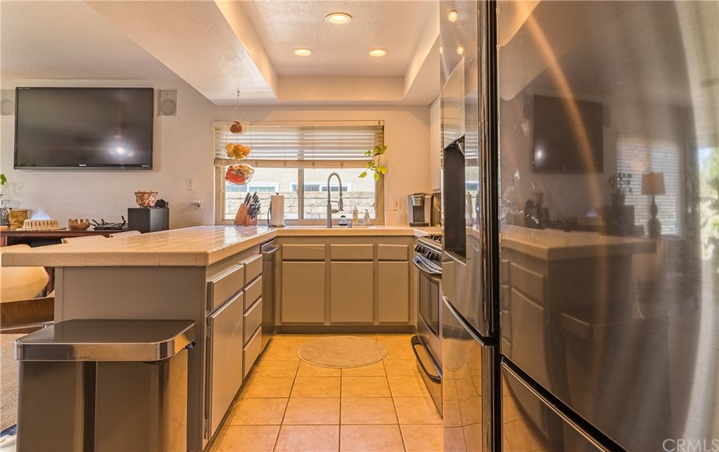 1344 Baseline Road La Verne, CA 91750 - Photo 6 of 18 Gallery Image 6
