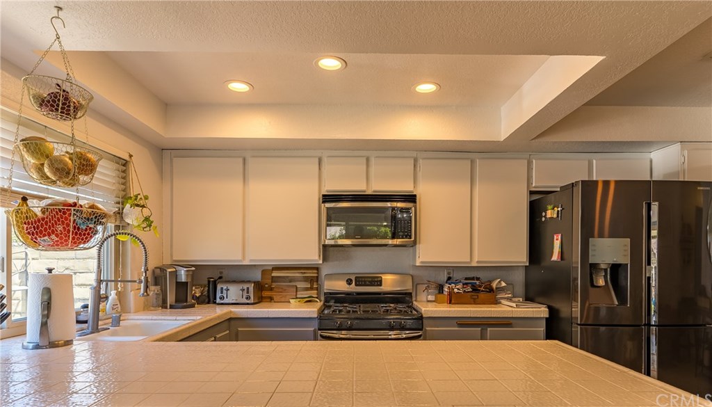 1344 Baseline Road La Verne, CA 91750 - Photo 7 of 18 Gallery Image 7