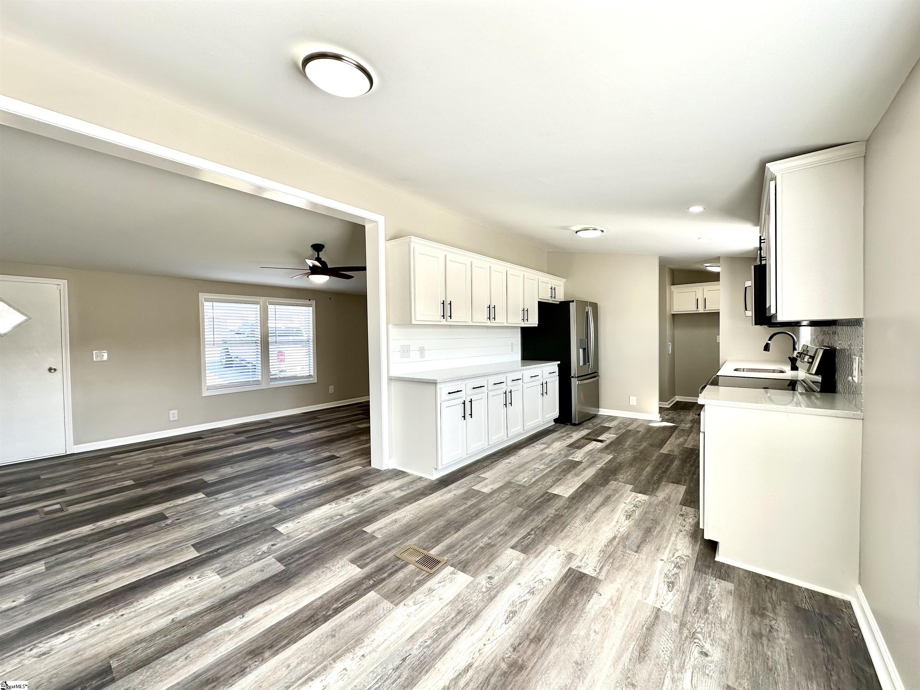 429 Rudd Road Piedmont, SC 29673 - Photo 3 of 28 Gallery Image 3