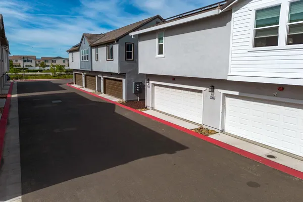 $528,000 | 17373 Atwater Drive, Lathrop, CA 95330