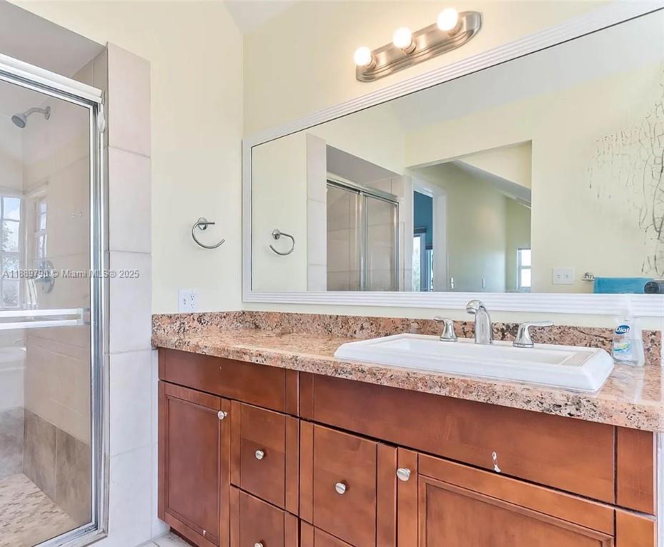 202 West Canal Drive Key Largo, FL 33037 - Photo 17 of 29