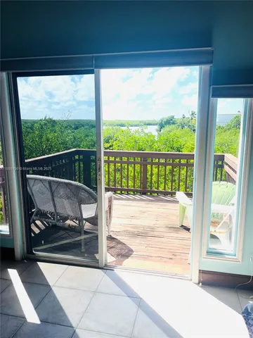$3,600 | 202 West Canal Drive, Key Largo, FL 33037