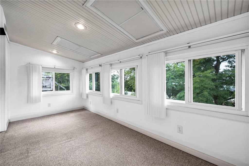 2861 Middletown Road Pittsburgh, PA 15204 - Photo 18 of 37 Gallery Image 18
