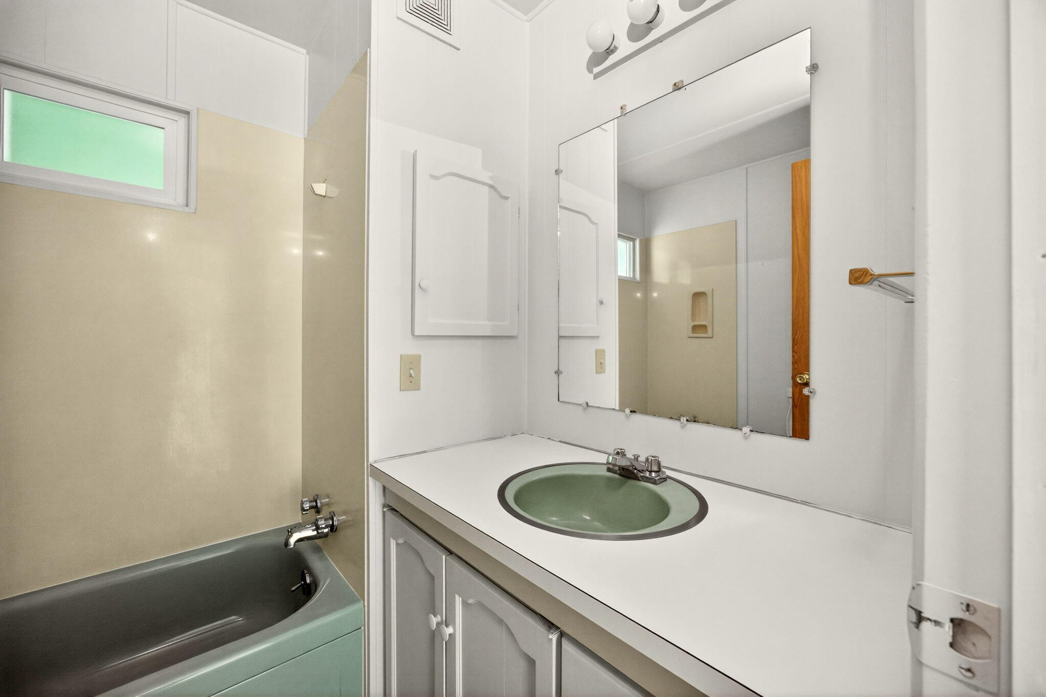 2252 Table Rock Road, Unit SPC 151 Medford, OR 97501 - Photo 15 of 21