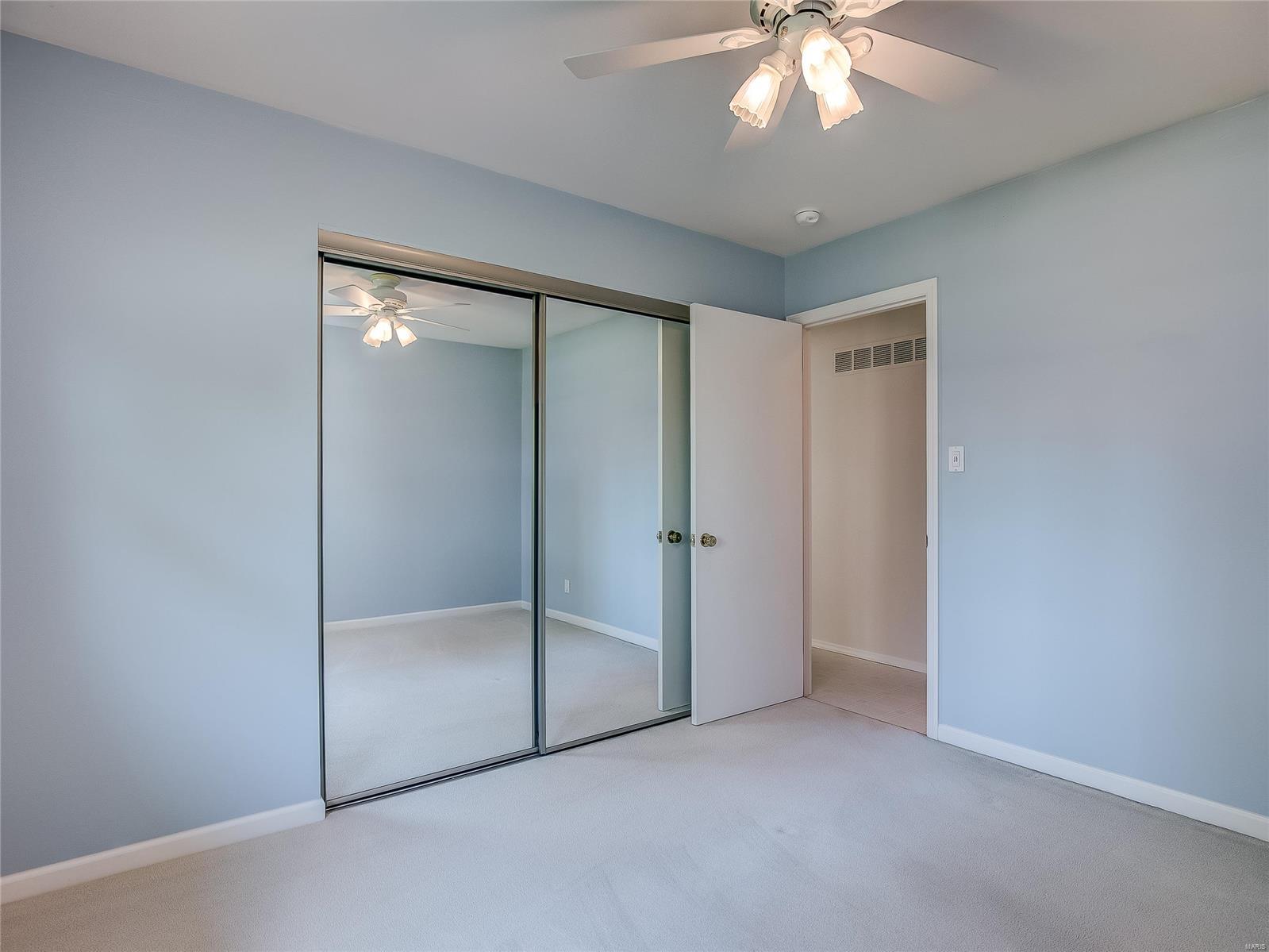4439 Mattis Road St. Louis, MO 63128 - Photo 11 of 24 Gallery Image 11