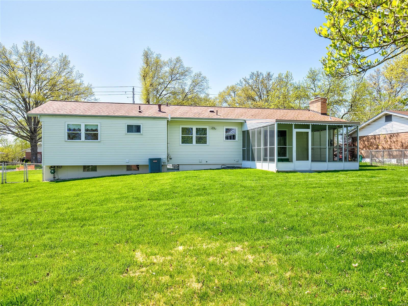 4439 Mattis Road St. Louis, MO 63128 - Photo 21 of 24 Gallery Image 21