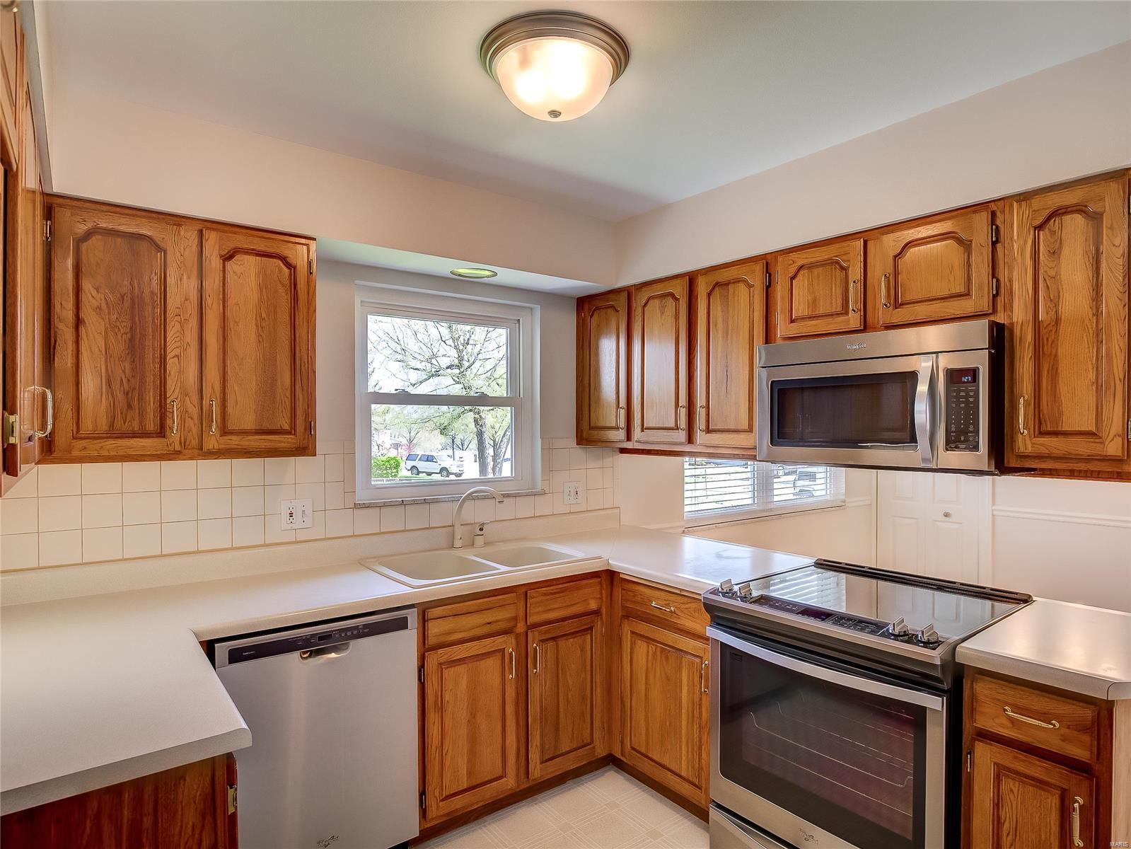 4439 Mattis Road St. Louis, MO 63128 - Photo 8 of 24 Gallery Image 8