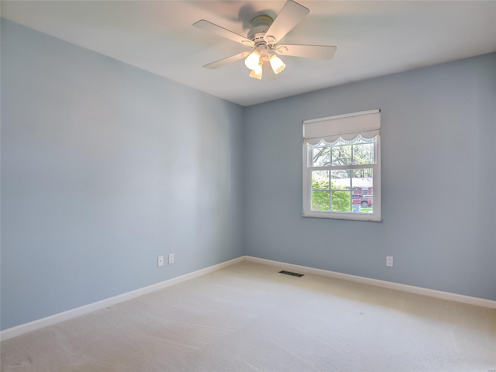 4439 Mattis Road St. Louis, MO 63128 - Photo 10 of 24 Gallery Image 10