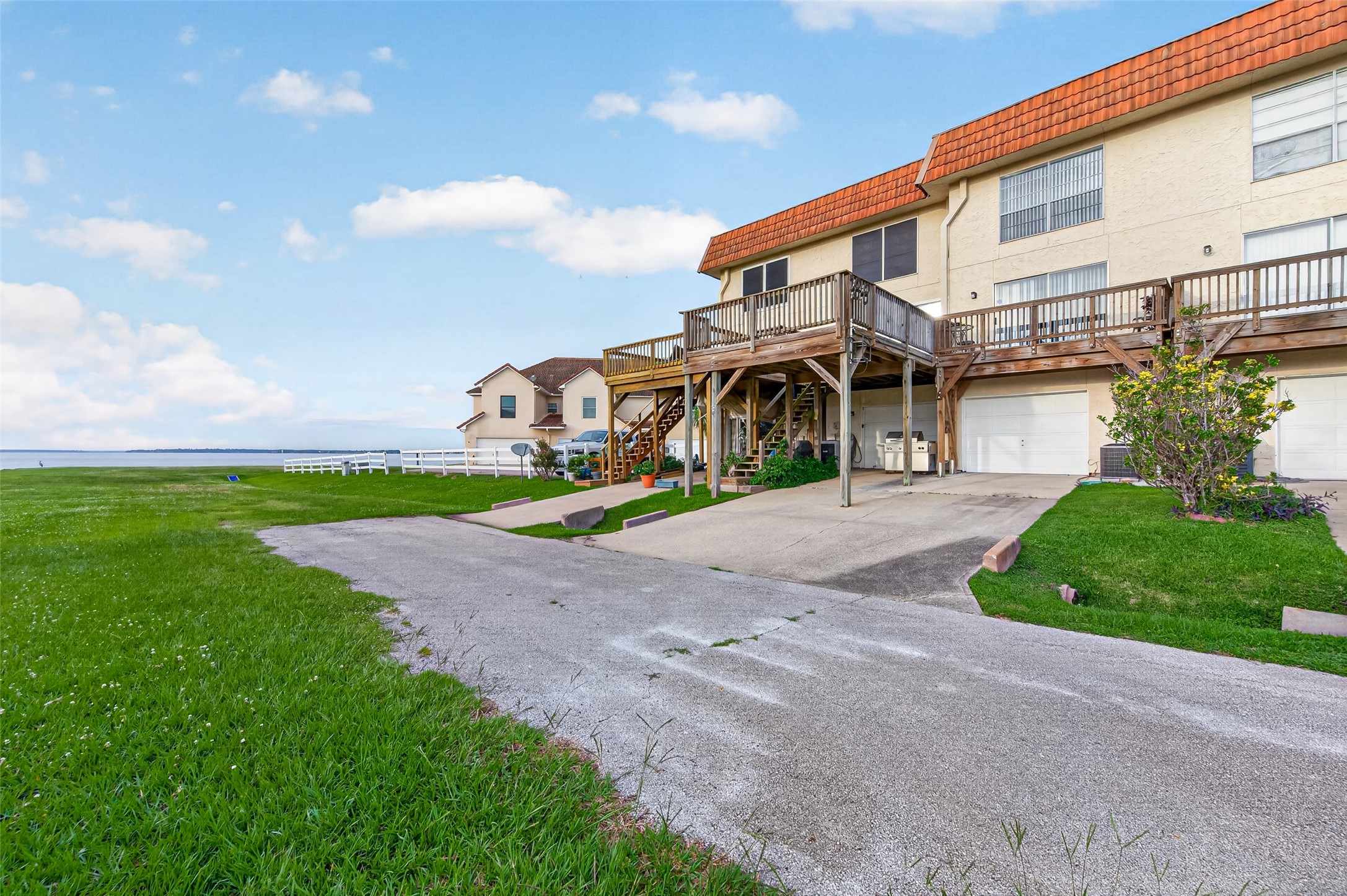 71 Regency Point Montgomery, TX 77356 - Photo 41 of 46 rear driveway
