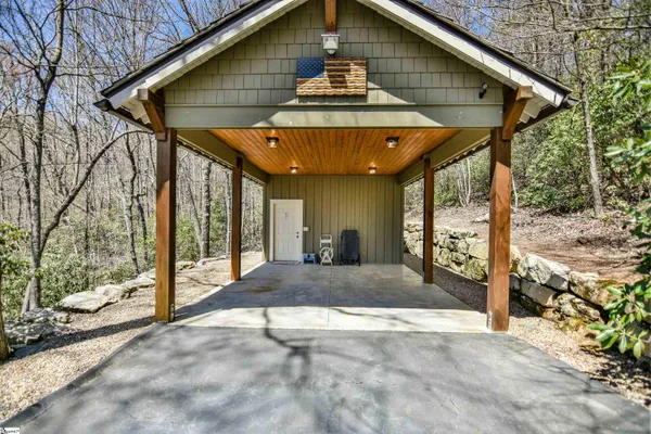 $899,900 | 126 Columbine Way, Cleveland, SC 29635