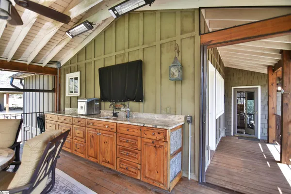 $899,900 | 126 Columbine Way, Cleveland, SC 29635