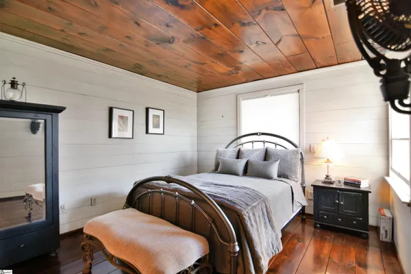 $899,900 | 126 Columbine Way, Cleveland, SC 29635