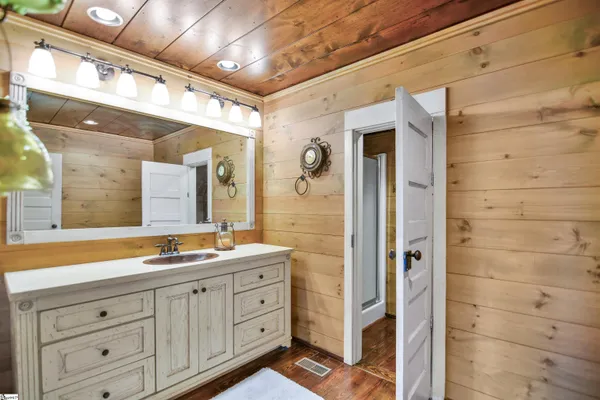 $899,900 | 126 Columbine Way, Cleveland, SC 29635