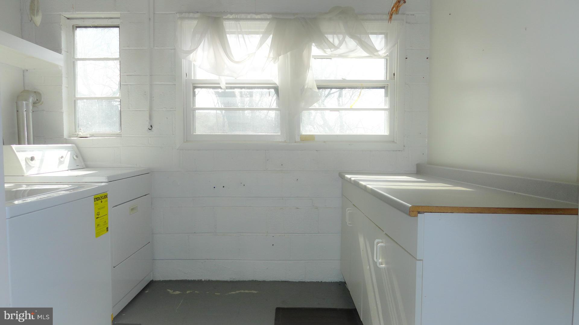 1101 Broadview Road Fort Washington, MD 20744 - Photo 27 of 30 LAUNDRY SPACE