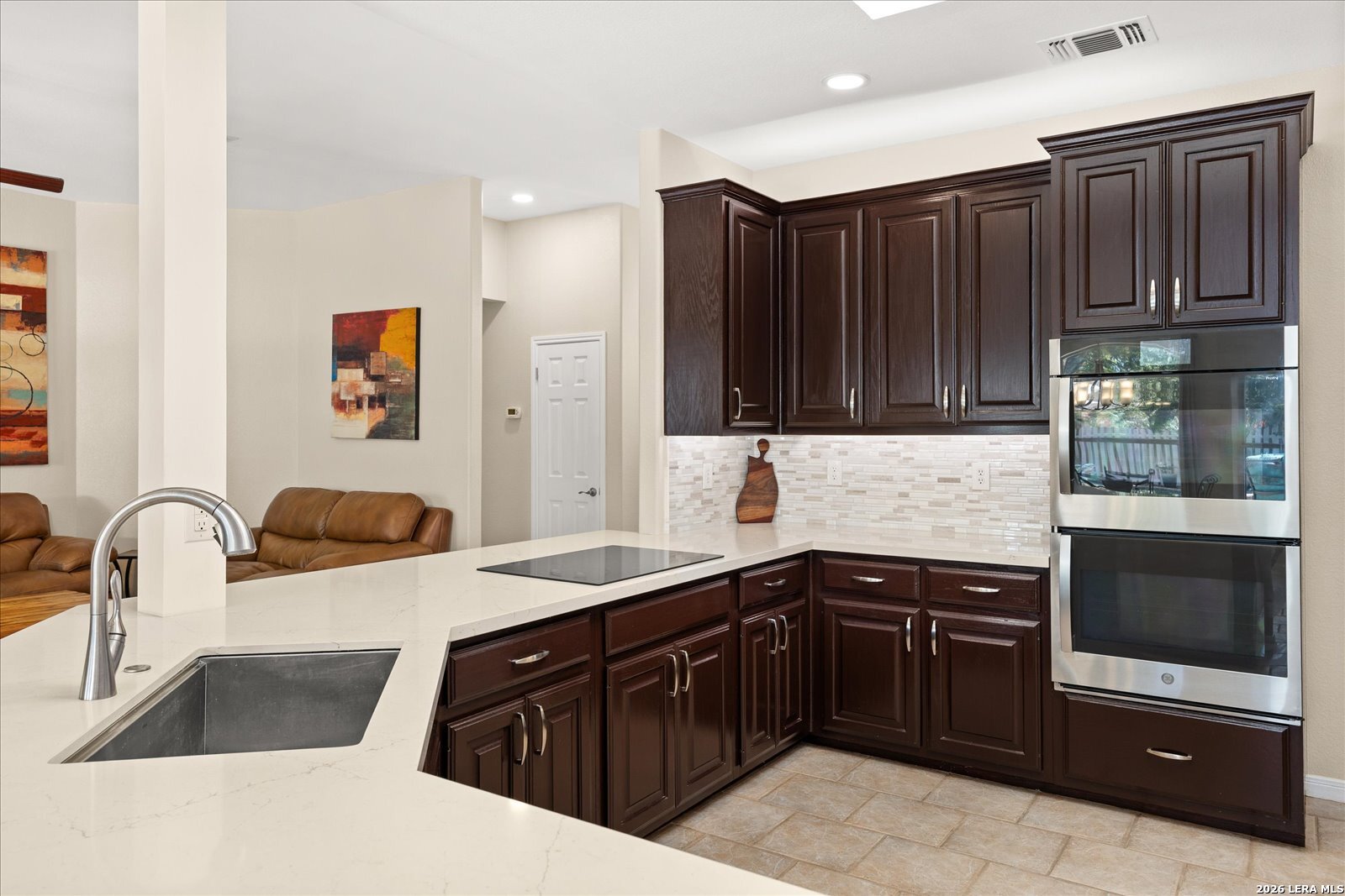 29705 Saddleback Circle Fair Oaks Ranch, TX 78015 - Photo 16 of 45
