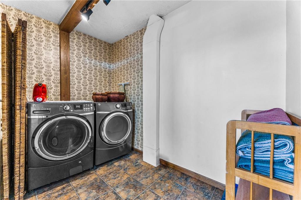 259 Line Road Mercer, PA 16137 - Photo 20 of 33 a utility room with dryer and washer