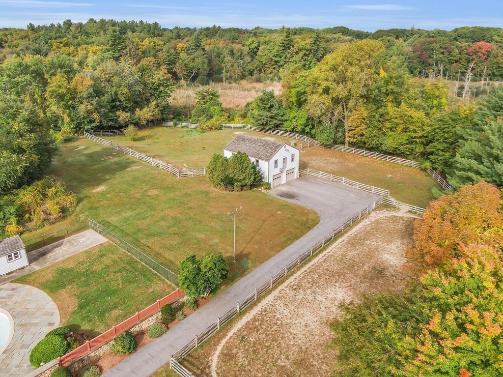 65 Bailey Road Andover, MA 01810 - Photo 34 of 42 a view of a yard with an ocean