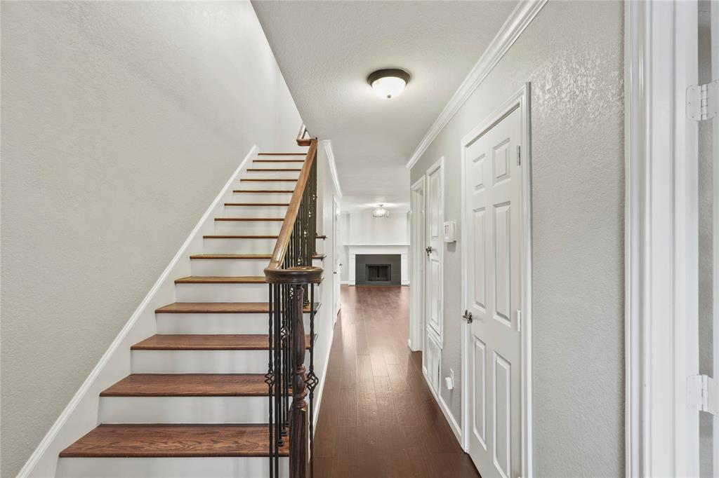 9440 Timberleaf Drive Dallas, TX 75243 - Photo 11 of 27