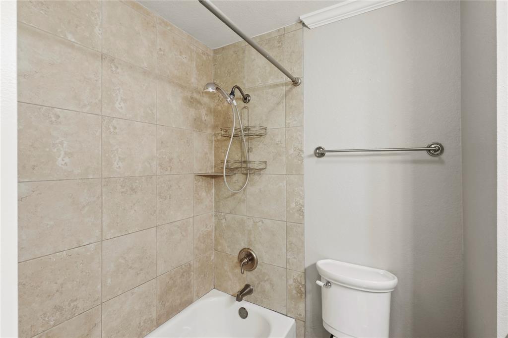 9440 Timberleaf Drive Dallas, TX 75243 - Photo 23 of 27