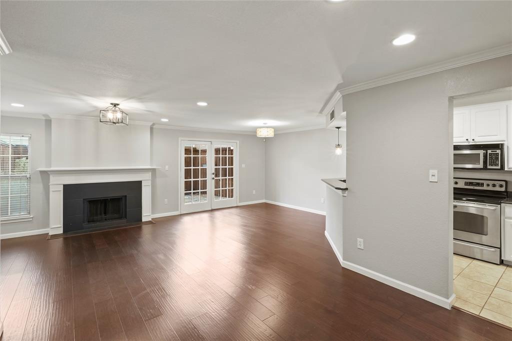 9440 Timberleaf Drive Dallas, TX 75243 - Photo 4 of 27