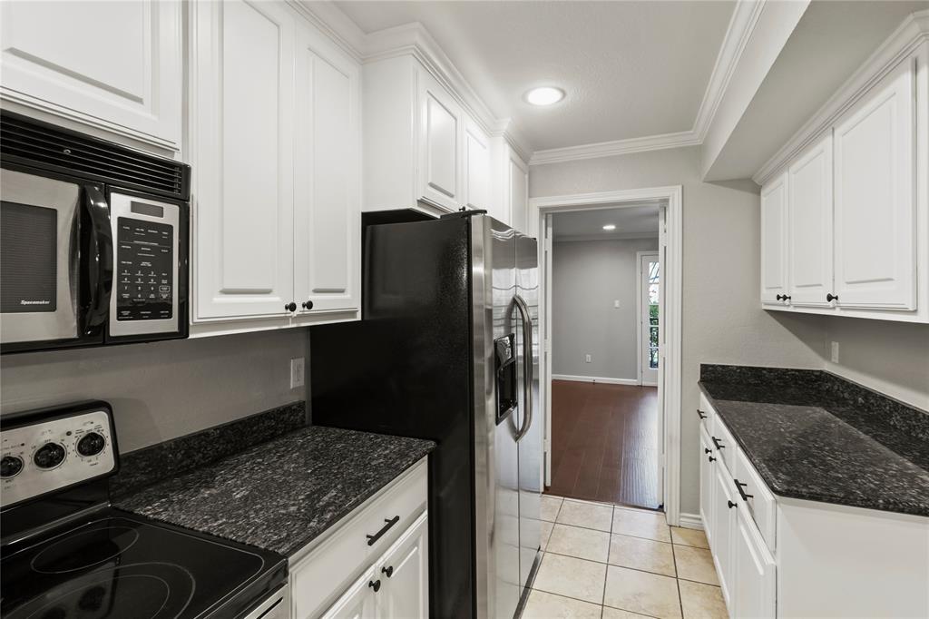 9440 Timberleaf Drive Dallas, TX 75243 - Photo 8 of 27