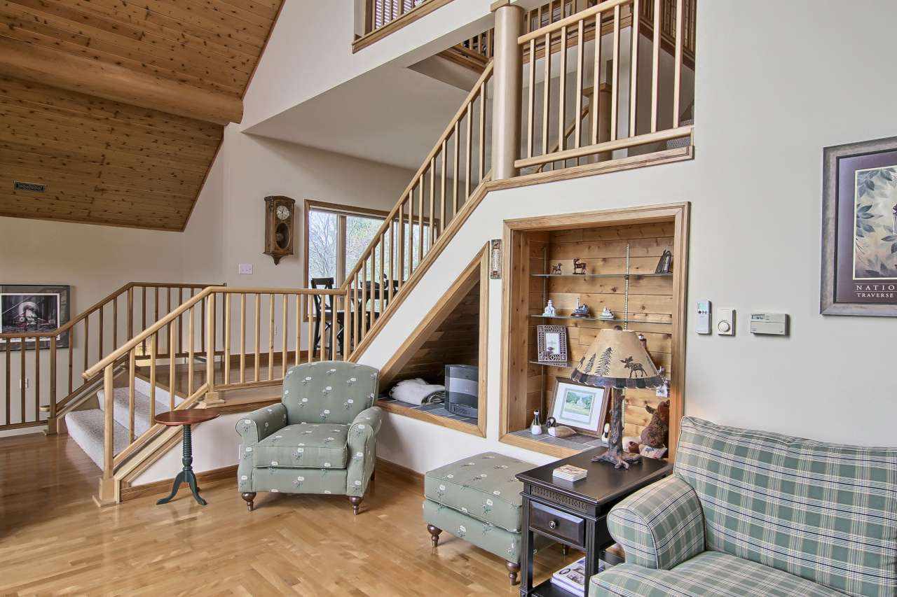 19743 Center Road Traverse City, MI 49686 - Photo 20 of 76 1846677-19.JPG