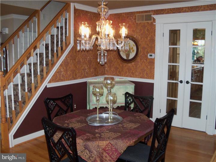 79 Home Road Hatboro, PA 19040 - Photo 4 of 25 Dining Room