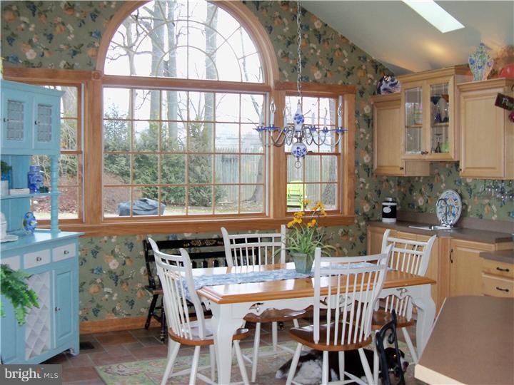 79 Home Road Hatboro, PA 19040 - Photo 8 of 25 Kitchen