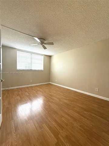 $1,400 | 6001 Northwest 61st Avenue, Unit 206, Tamarac, FL 33319