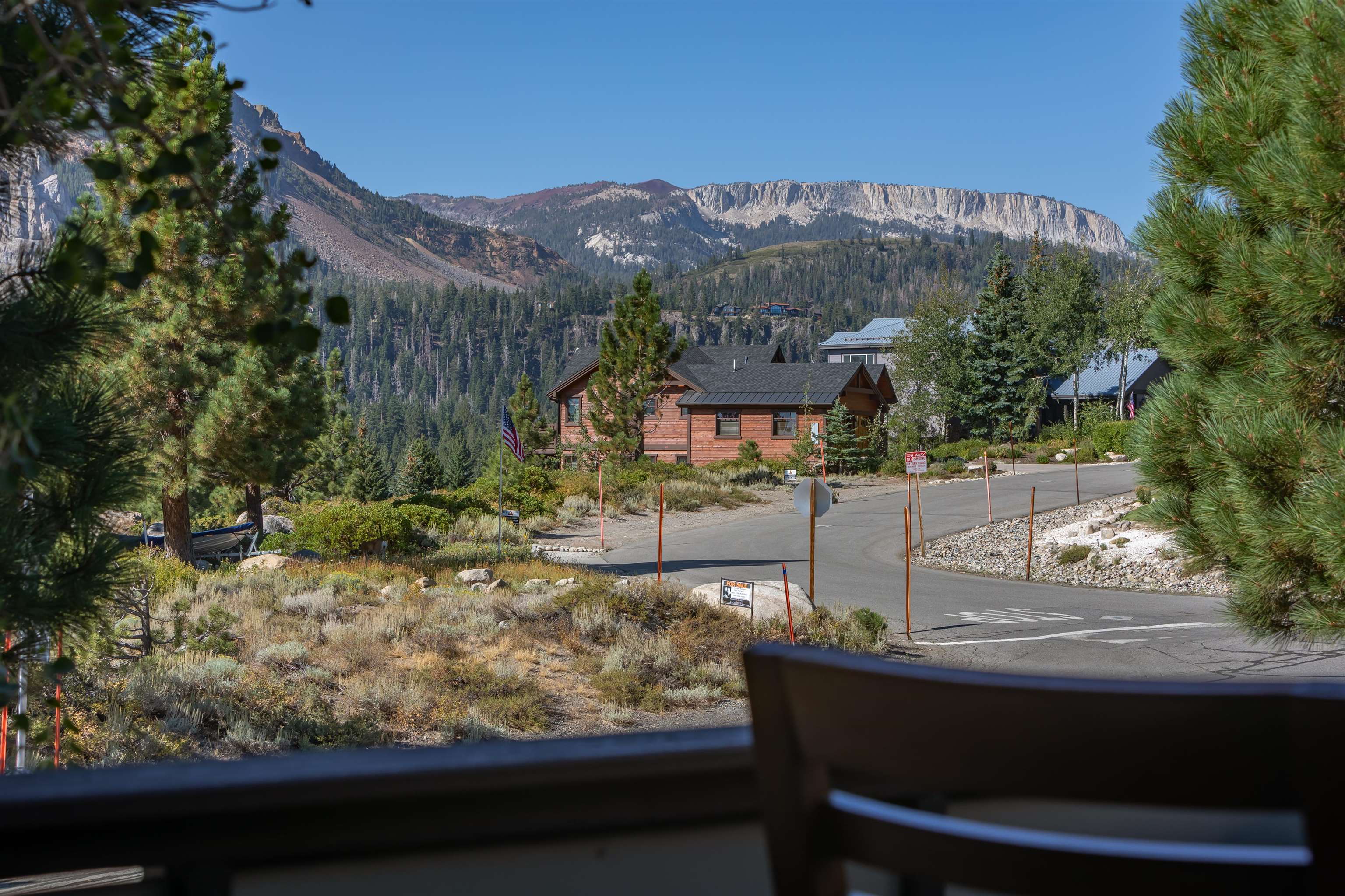 3600 Chateau Road, Unit 4 Mammoth Lakes, CA 93546 - Photo 14 of 42 Gallery Image 14