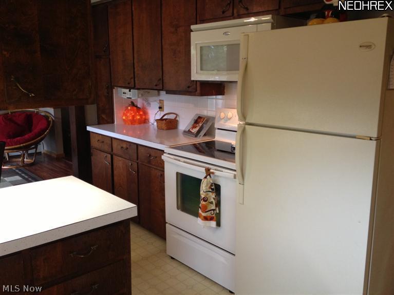 447 Abbyshire Road Green, OH 44319 - Photo 16 of 24 Gallery Image 16