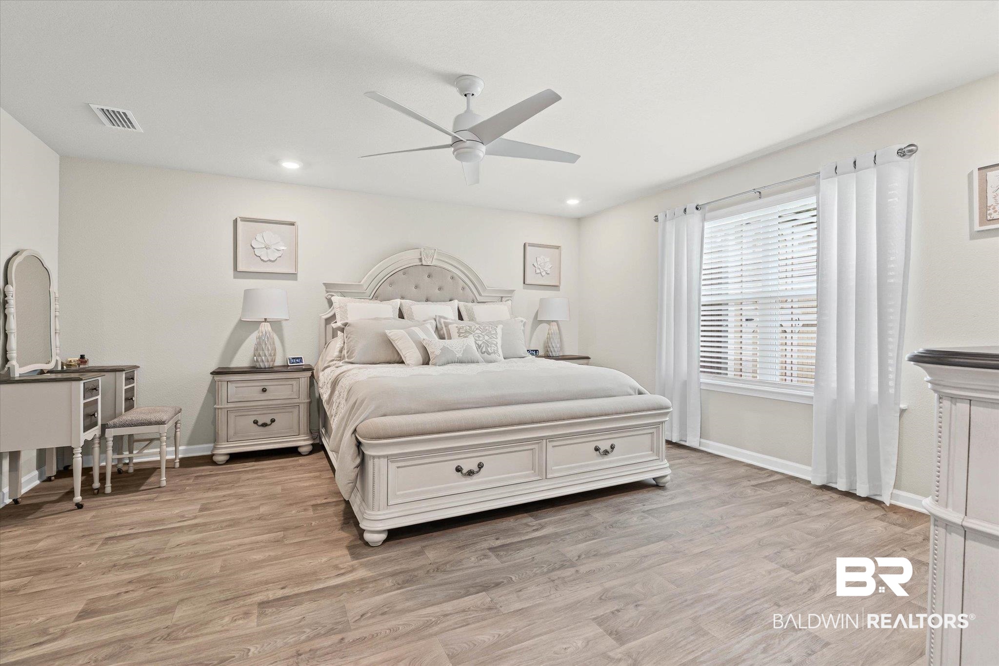 8054 Irwin Loop Daphne, AL 36526 - Photo 13 of 47 Gallery Image 13