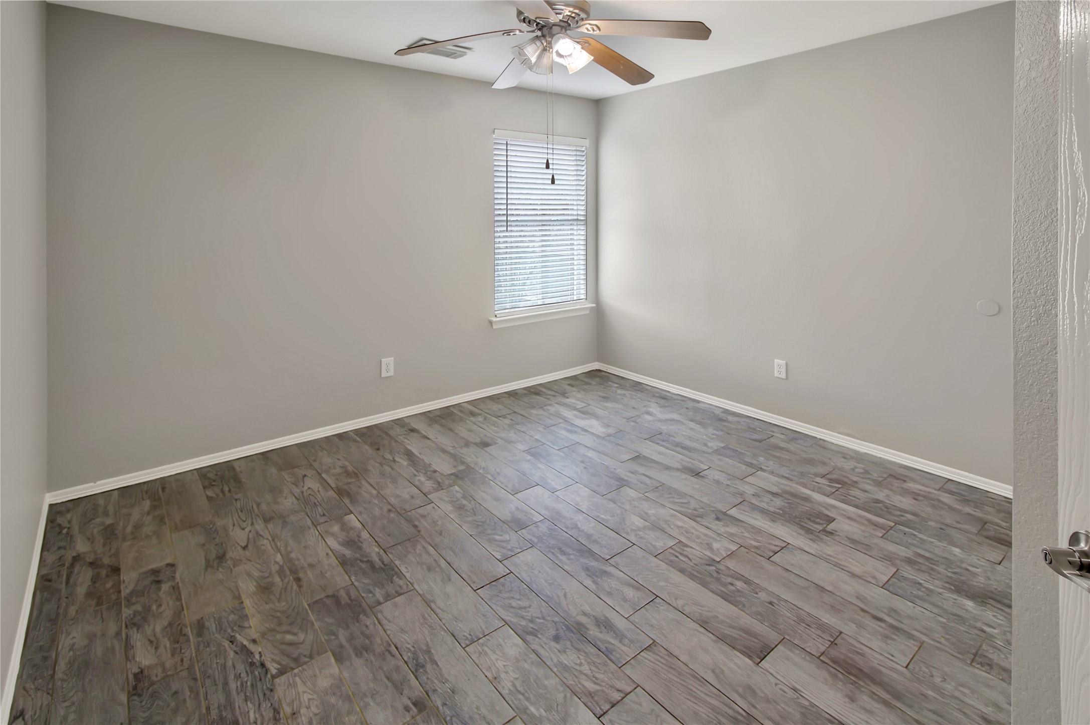 17239 Ranch Country Road Hockley, TX 77447 - Photo 15 of 31 Bedroom #3