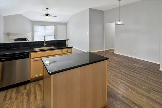 $260,000 | 17239 Ranch Country Road, Hockley, TX 77447