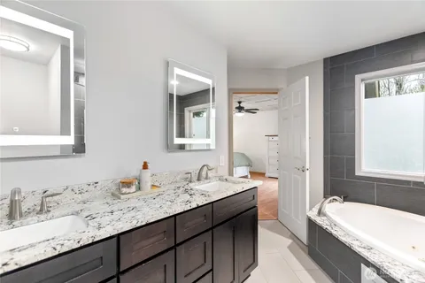$769,999 | 3918 Norpoint Way Northeast, Tacoma, WA 98422