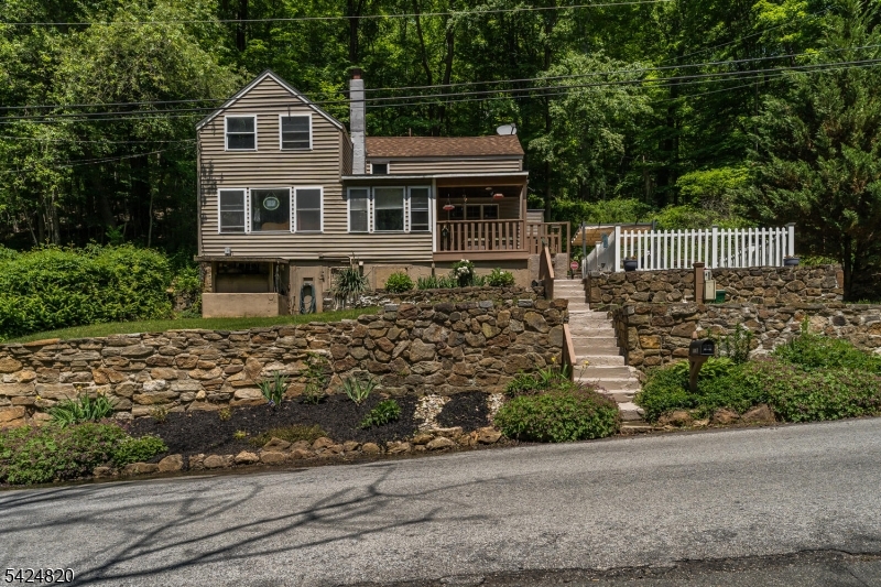 115 Stephensburg Road Port Murray, NJ 07865 - Photo 2 of 25