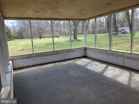 1425 Old Stepney Road Aberdeen, MD 21001 - Photo 26 of 28 Rear Covered Screen Room