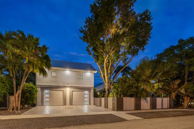 $1,995,000 | 3801 Flagler Avenue, Key West, FL 33040