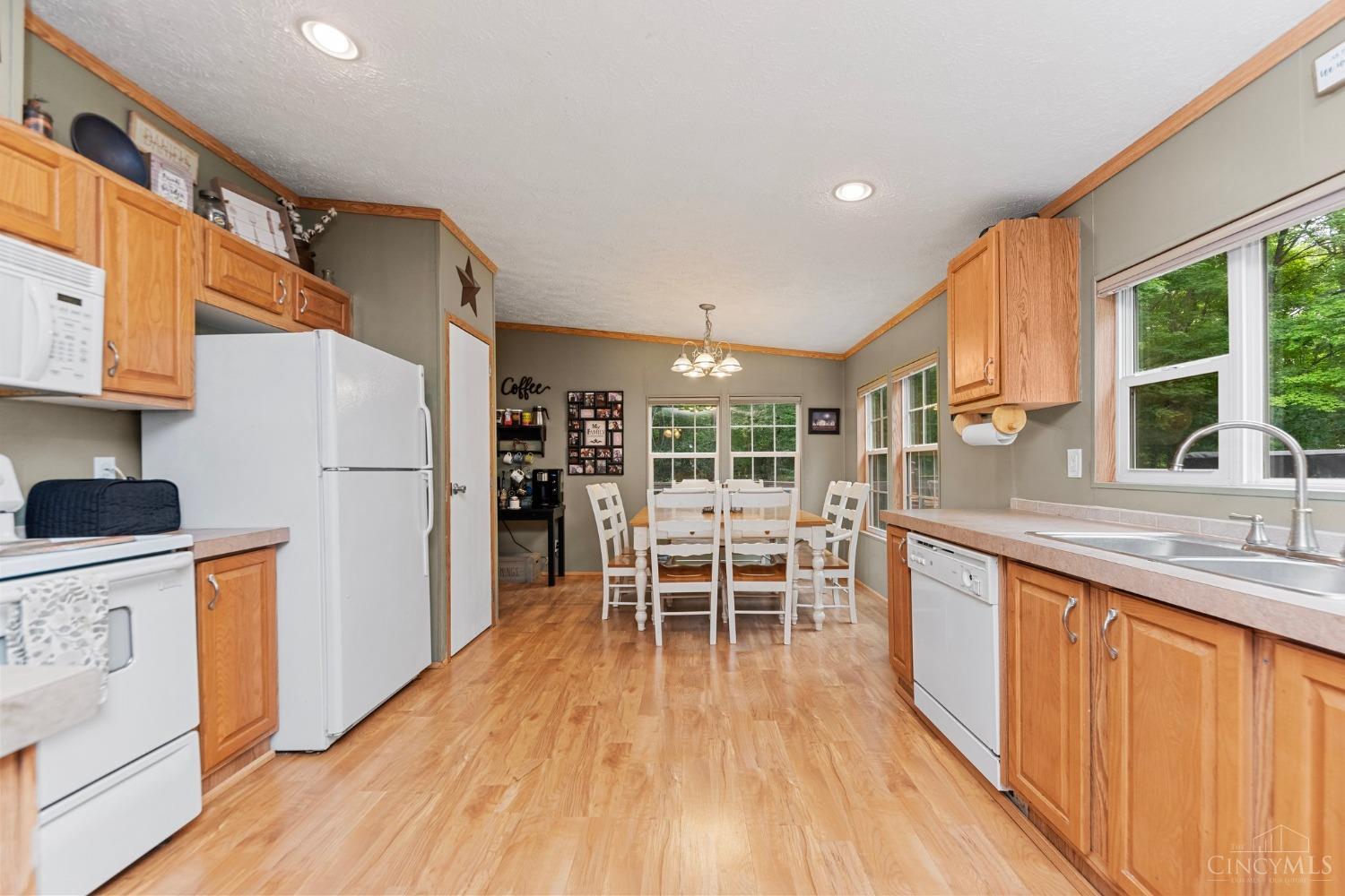 1785 Cutacross Road Winchester, OH 45697 - Photo 13 of 30