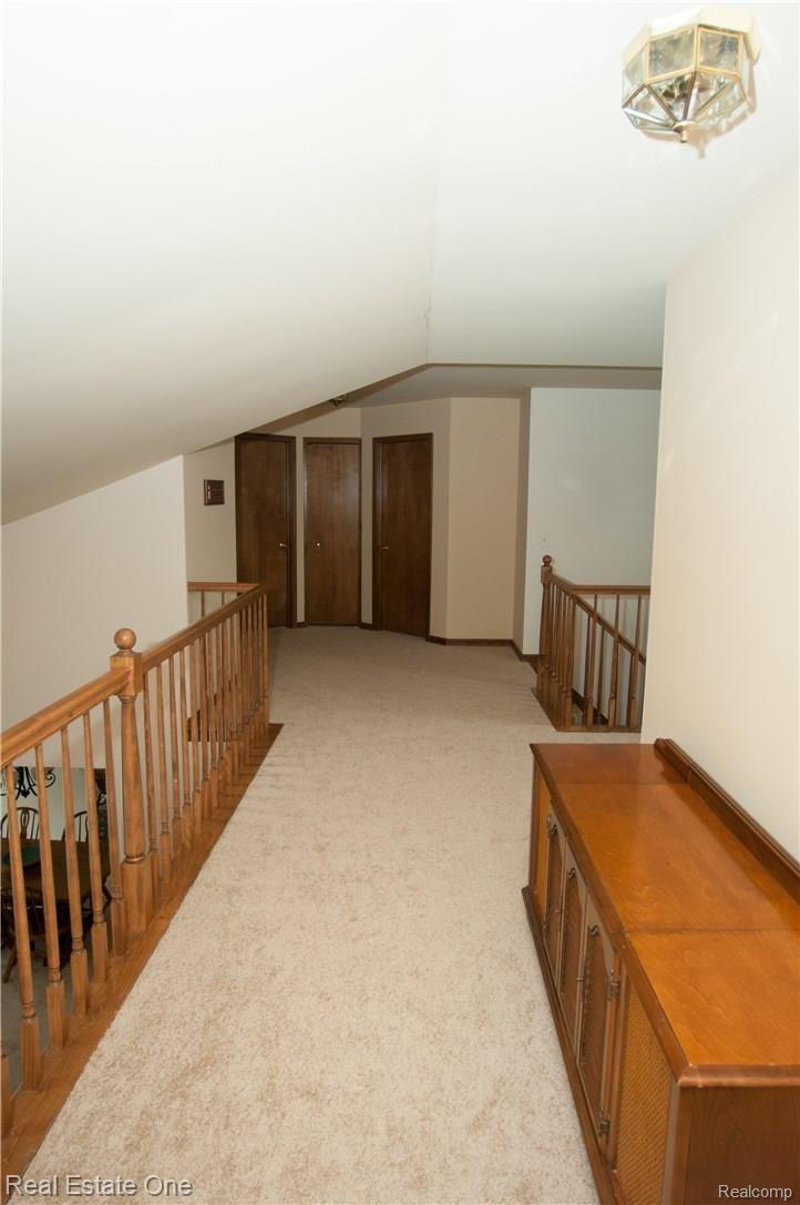 1347 Bembridge Drive Rochester, MI 48307 - Photo 40 of 66 1347-Bembridge-39.jpg