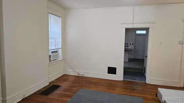 $284,900 | 3618 Dunnica Avenue, St. Louis, MO 63116