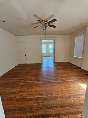 $284,900 | 3618 Dunnica Avenue, St. Louis, MO 63116